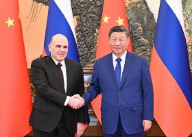 习近平会见俄罗斯总理米舒斯京